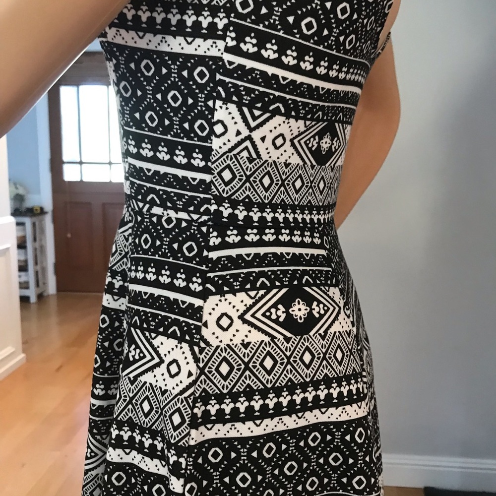 H&M Dress - Picture 7 of 7